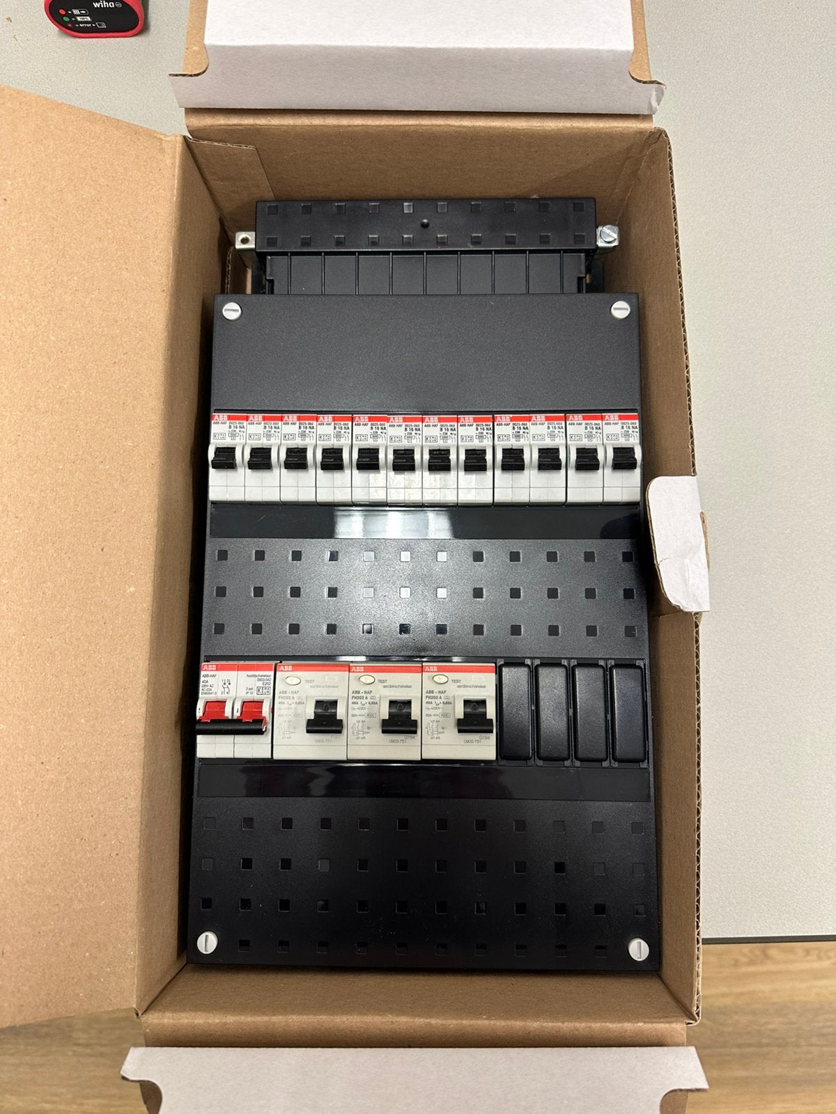 ABB groepenkast busboard 1/3-fase met 12 groepen, Abb, Overige typen, Ophalen of Verzenden, Zo goed als nieuw