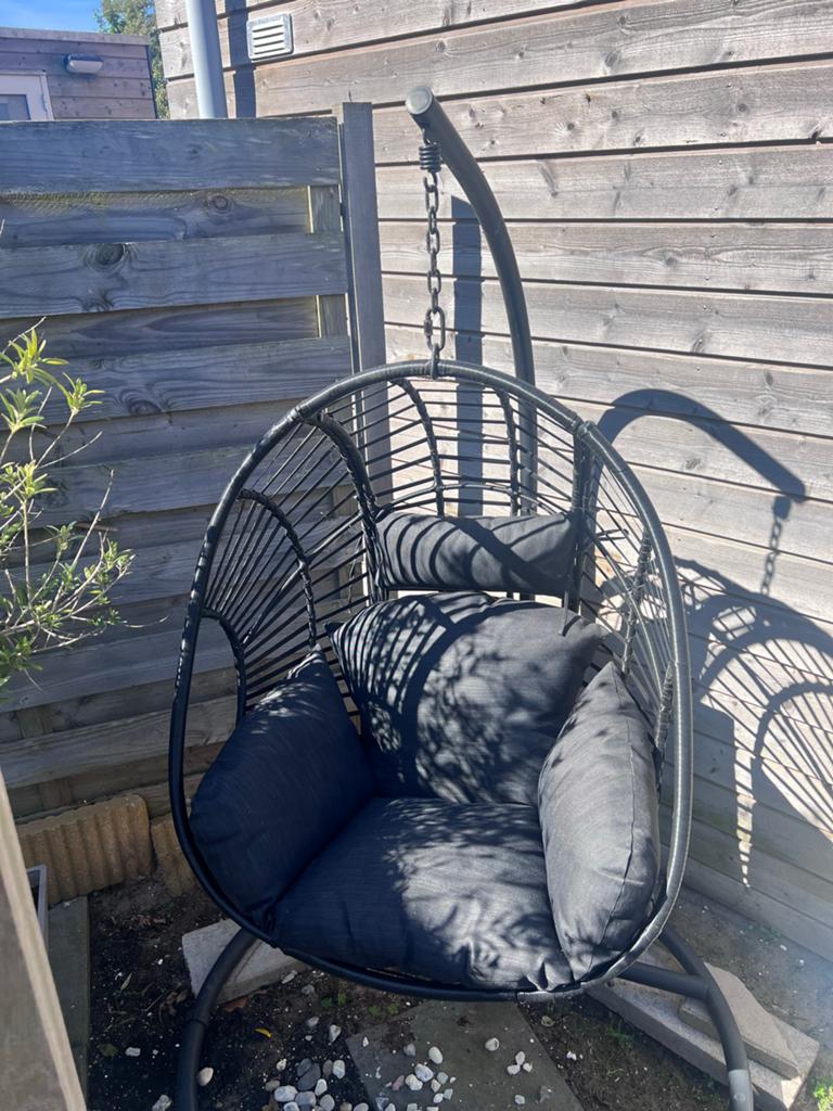 Comfortabele hangstoel met kussens, Ophalen of Verzenden, Gebruikt, Wicker