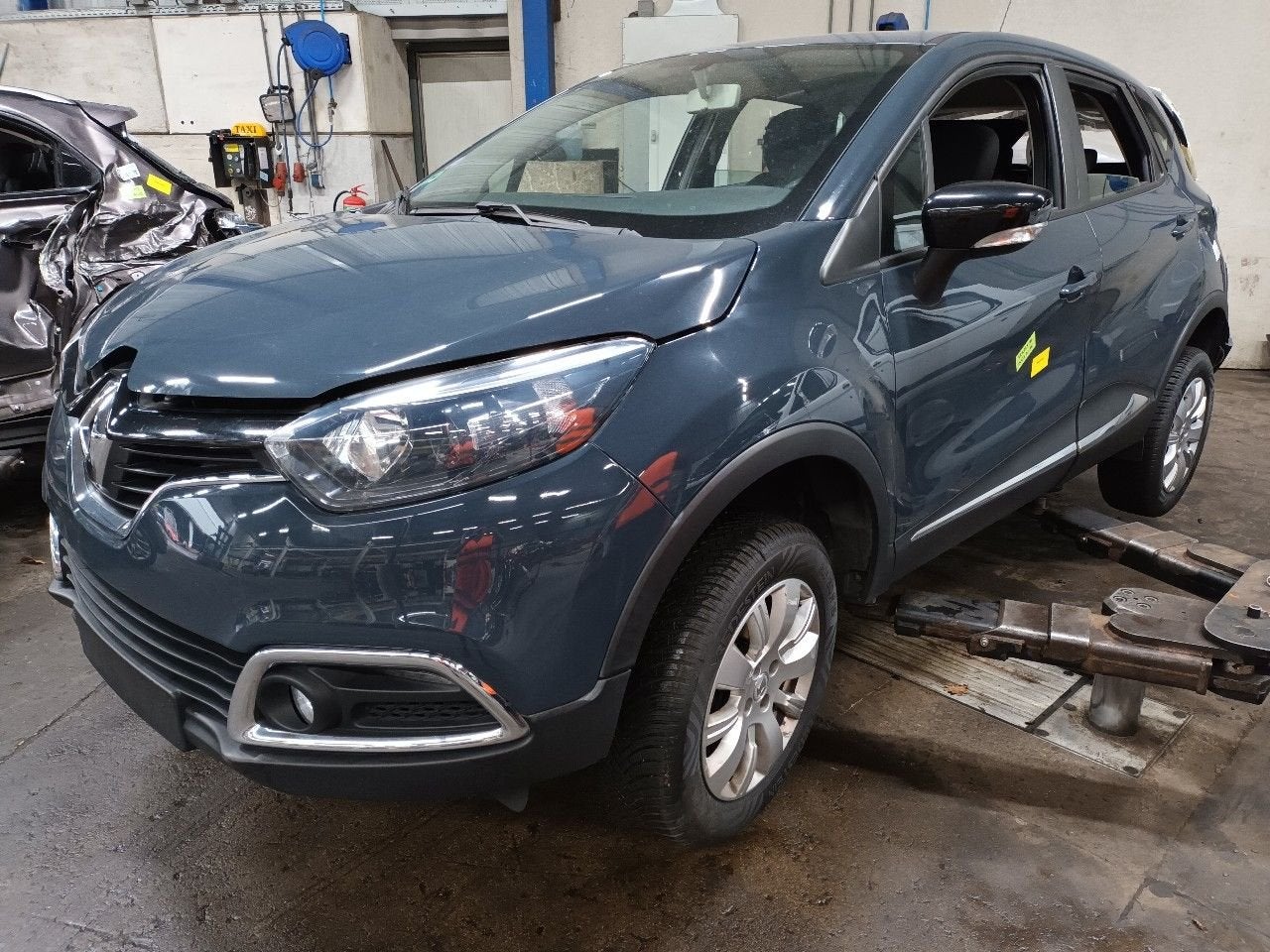 Foto 8 van Draagarm links voor Renault Captur