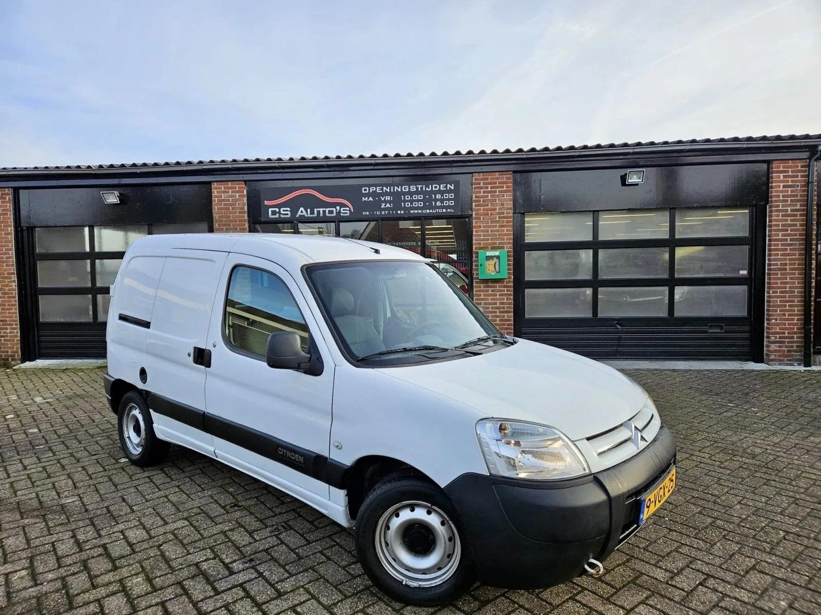 Citroen Berlingo 1.6 HDI bj.2010, Auto's, Voorwielaandrijving, Stof, Gebruikt, Zwart