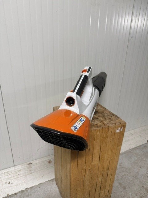 Demonstratie model Stihl BGA 100 bladblazer, Ophalen of Verzenden, Zo goed als nieuw, STIHL, Accu