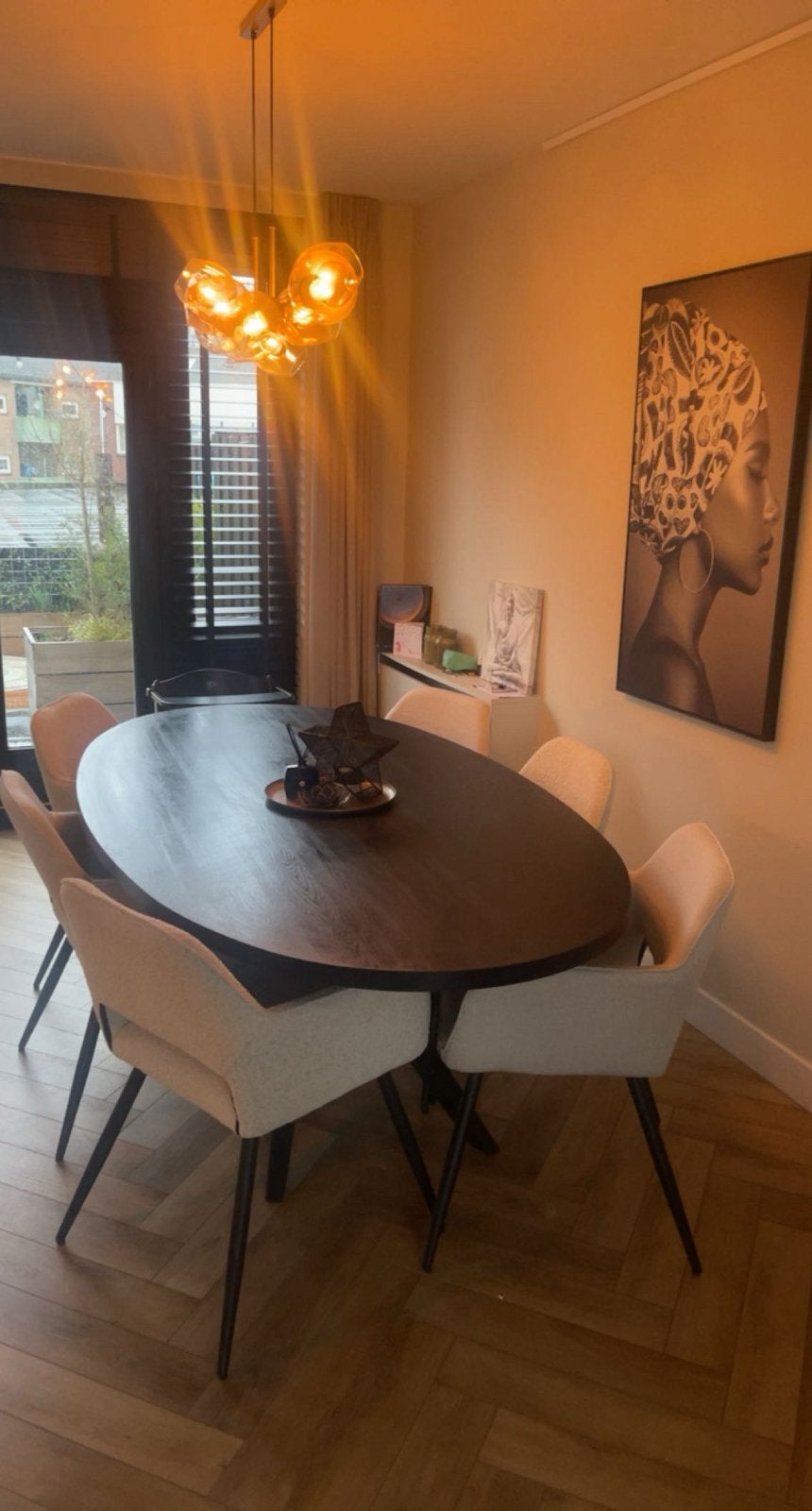 Prachtig zwart ovale eettafel pronto wonen, Ophalen, 100 tot 150 cm, 200 cm of meer, Zo goed als nieuw