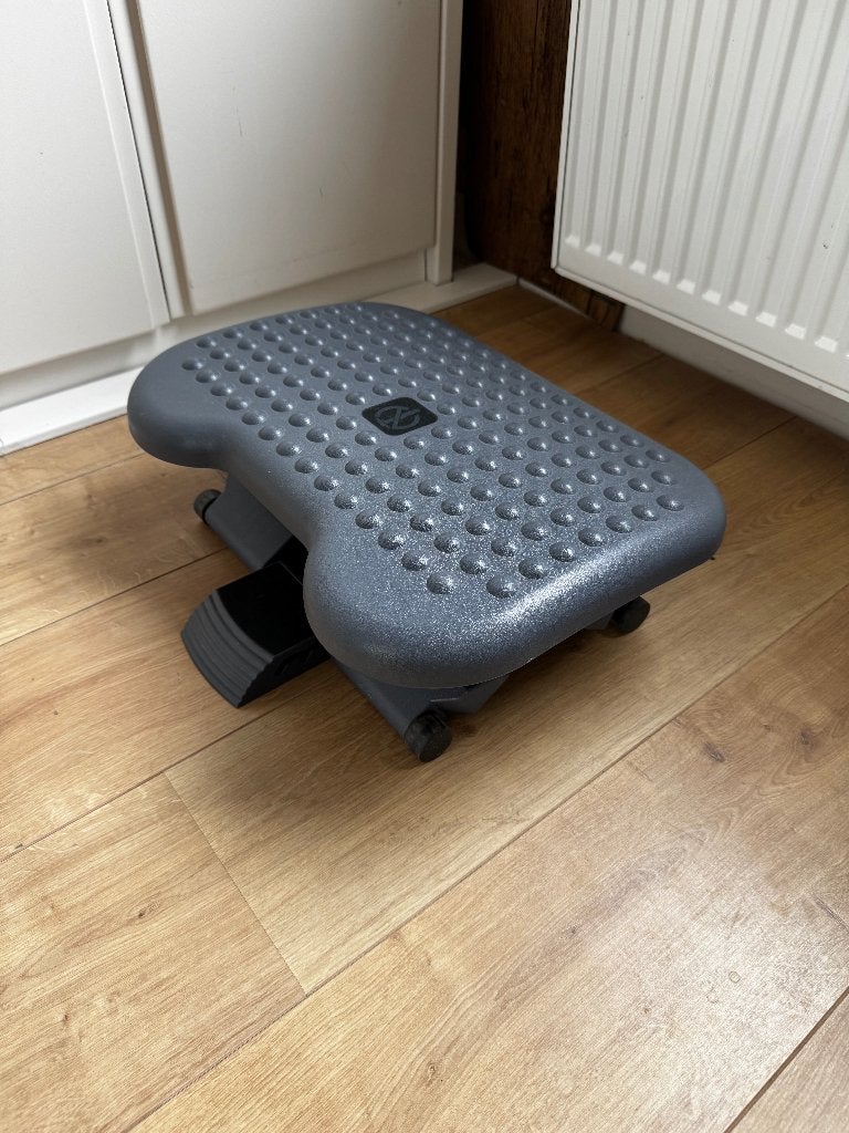 Voetensteun: verstelbaar, ergonomisch en massage voor bureau, Ophalen of Verzenden, Gebruikt
