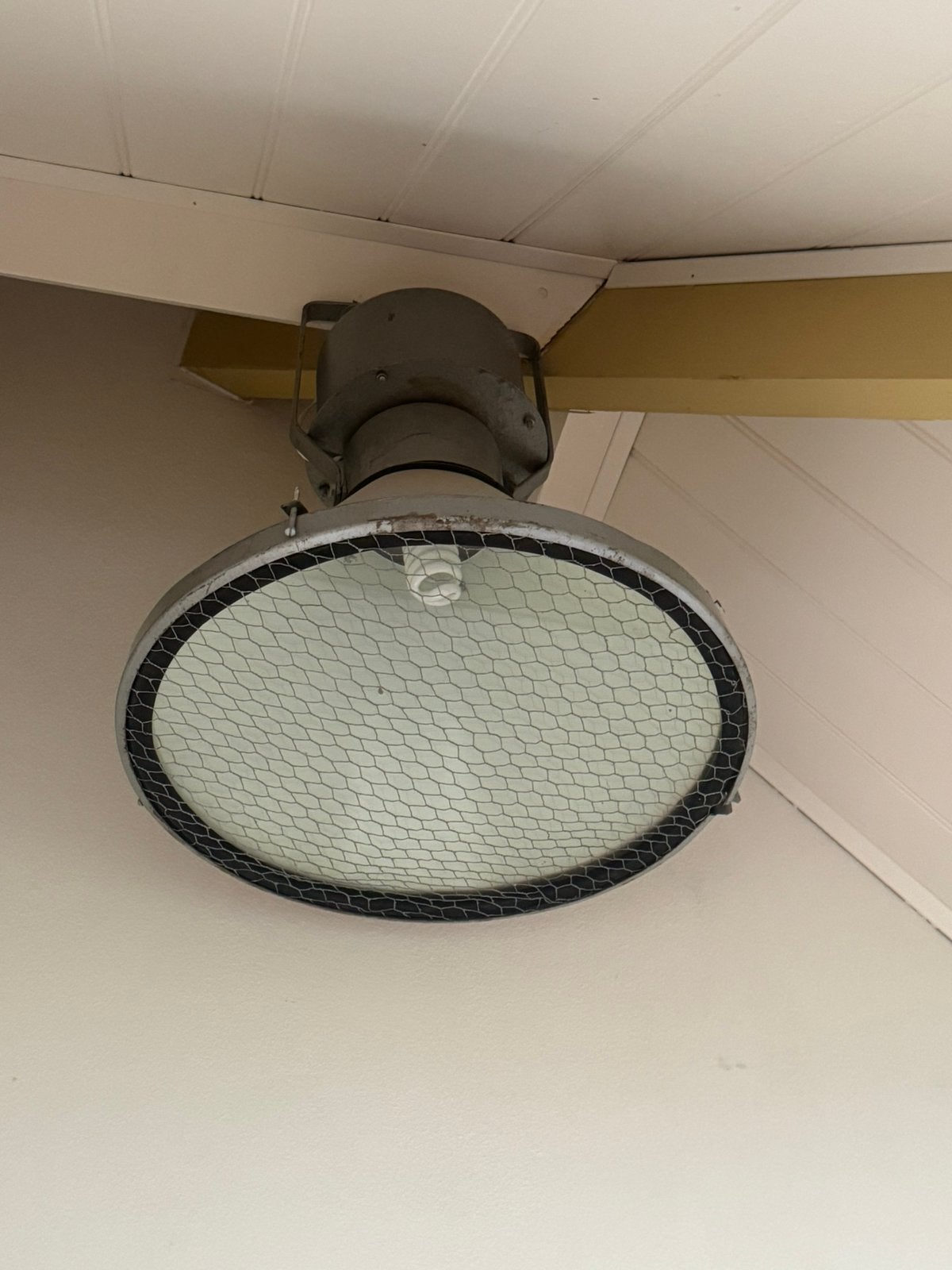 Gratis ophalen: Industrielamp fabriekslamp, Huis en Inrichting, Ophalen, Gebruikt, Inclusief lichtbron, Overige fittingen