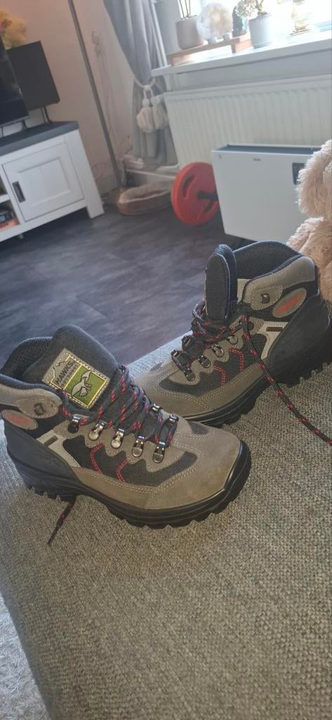Nieuwe Hawks Outdoor boots maat 36, Sport en Fitness, Bergsport en Wandelen, Ophalen of Verzenden, Nieuw, Schoenen