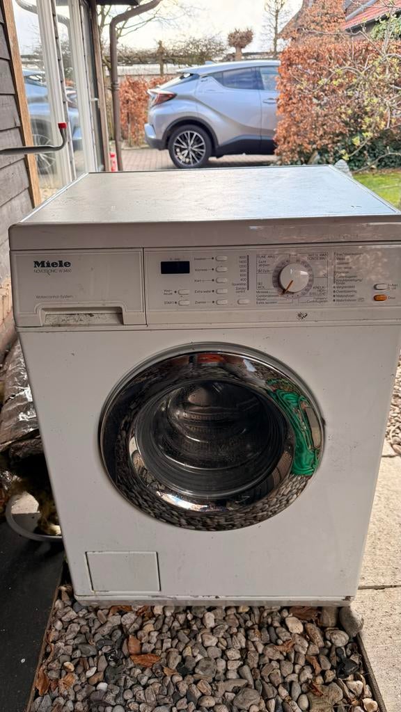 Miele Novotronic W 3460 Wasmachine - Gratis afhalen, Ophalen of Verzenden, Zo goed als nieuw, Voorlader, 85 tot 90 cm