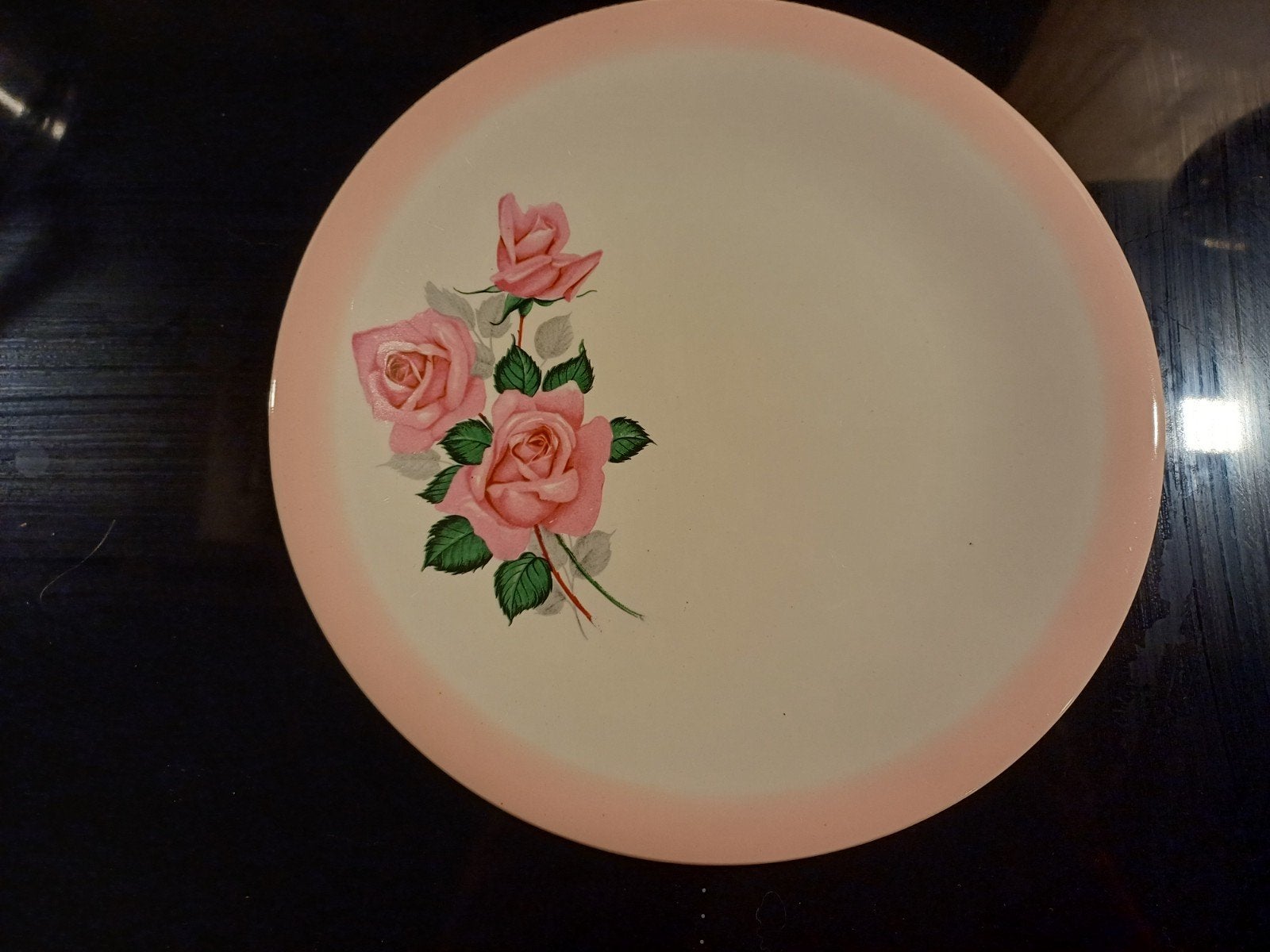 Diner Borden van Boch Pigalle roze rand en roze rozentoef, Verzenden