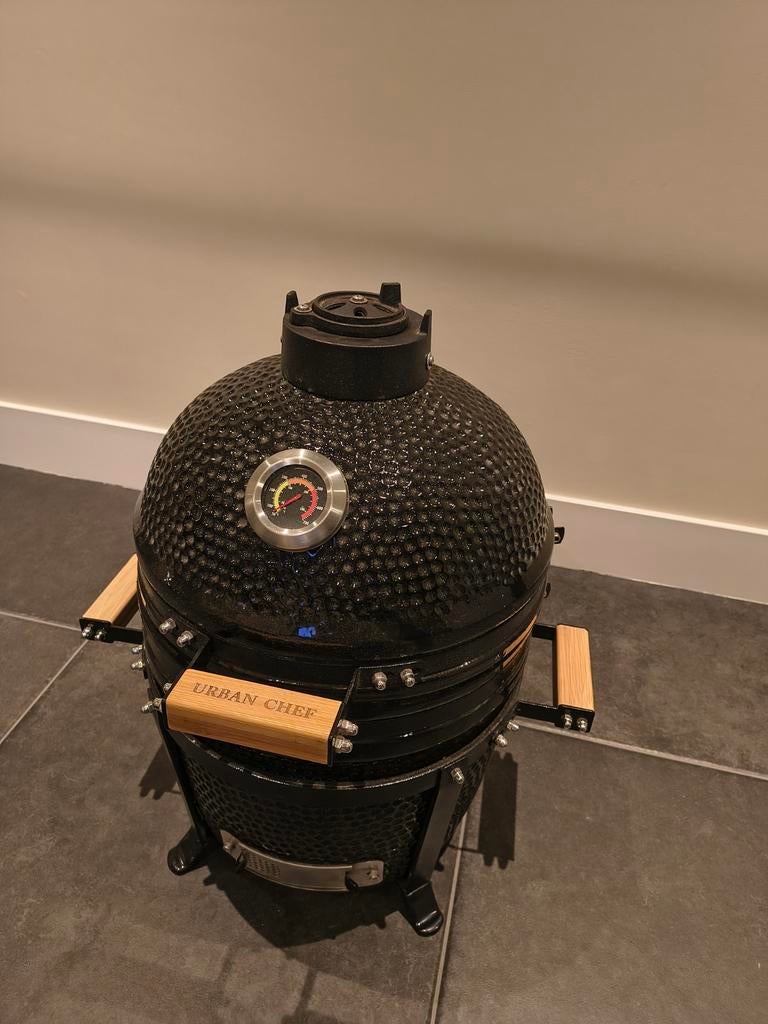 Urban Chef Kamado compact BBQ, Tuin en Terras, Ophalen, Zo goed als nieuw, Urban Chef, Met accessoires