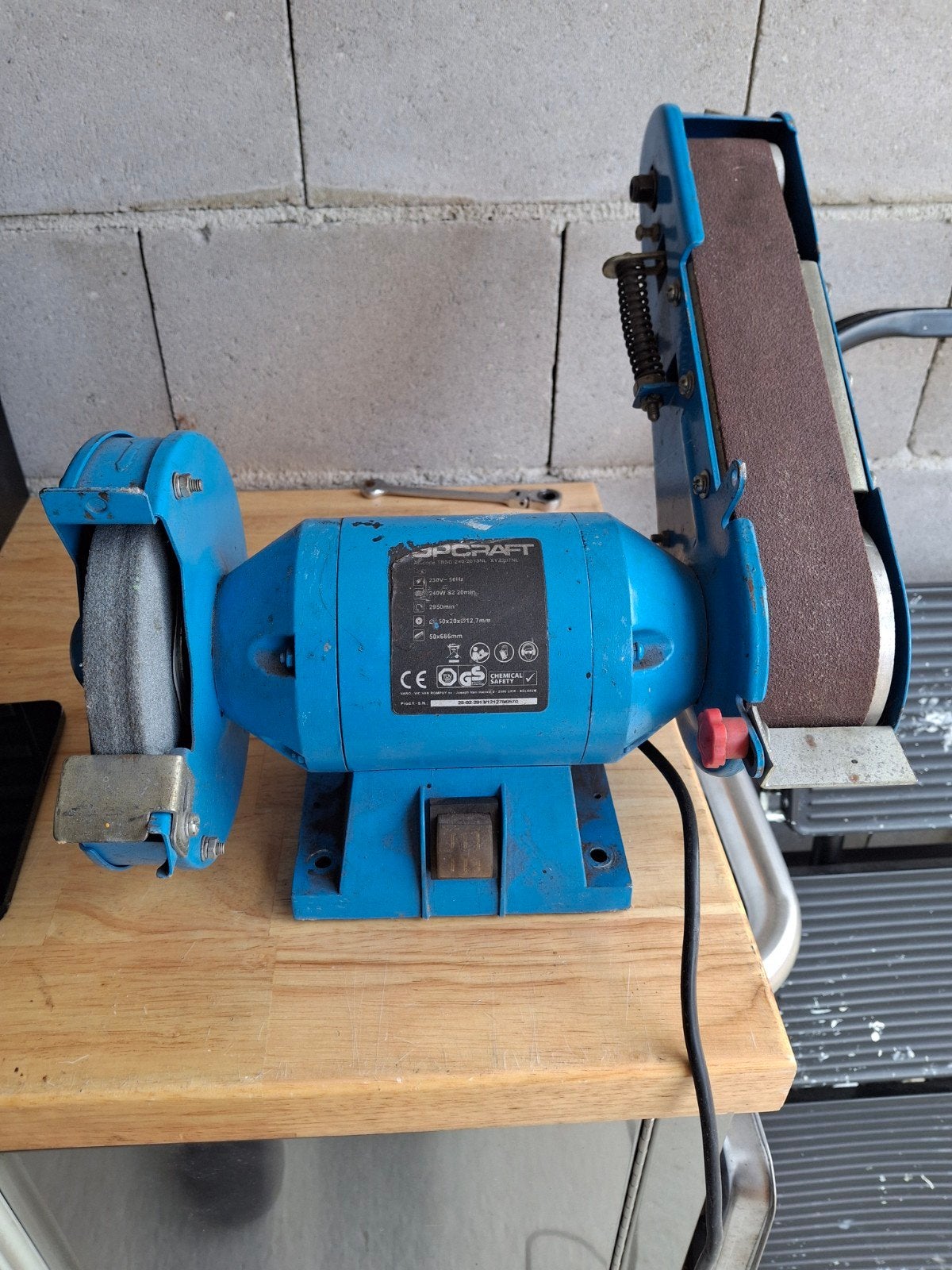 SPGCRAFT bankslijpmachine met schuurband, Ophalen, Gebruikt, Minder dan 700 watt, Werkbankslijpmachine