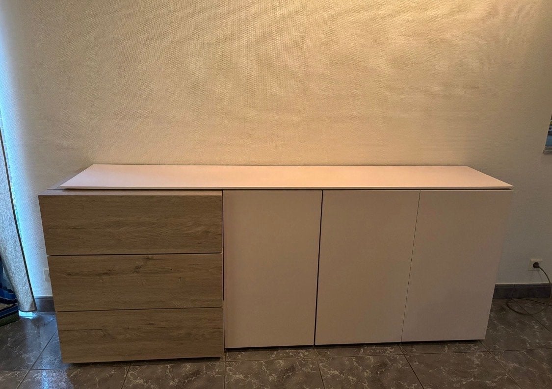 Modern Dressoir met Schuiven en Druksysteem Kasten, Gebruikt, Ophalen of Verzenden, 200 cm of meer, Met lade(s)