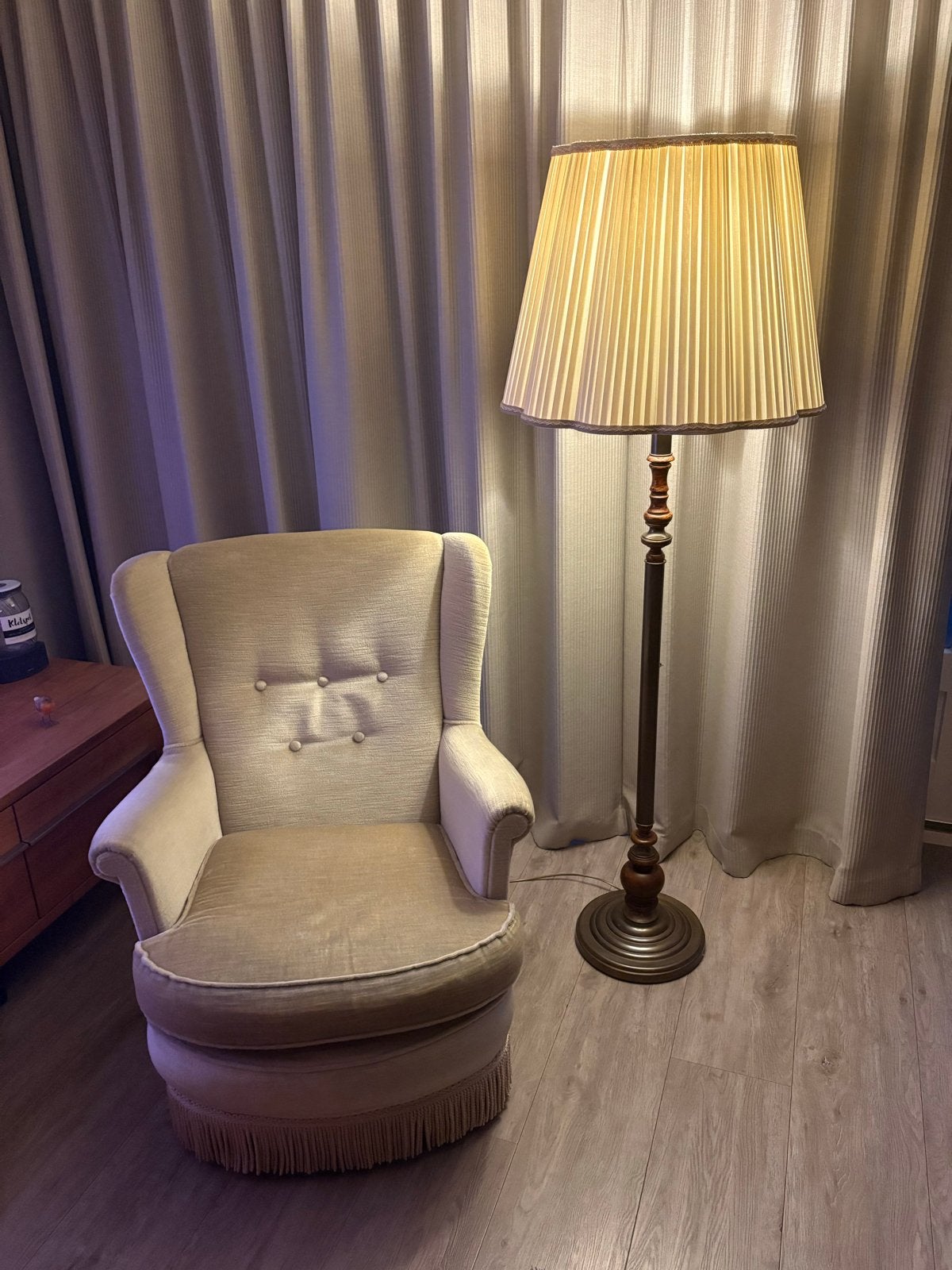 Vintage Staande Lamp met Plissé Kap, Ophalen, Gebruikt, E27 (groot), Metaal