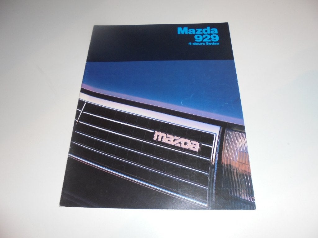 brochure Mazda 929 Sedan  1983, Ophalen of Verzenden, Gelezen, Mazda