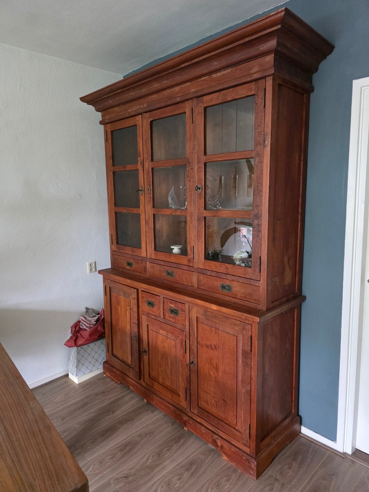 Robuuste teakhouten buffetkast, Ophalen, Gebruikt, Met deur(en), 200 cm of meer