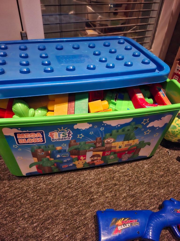 Mega Bloks set: Tafel, kar en grote doos blokken, Ophalen of Verzenden, Gebruikt, Megabloks