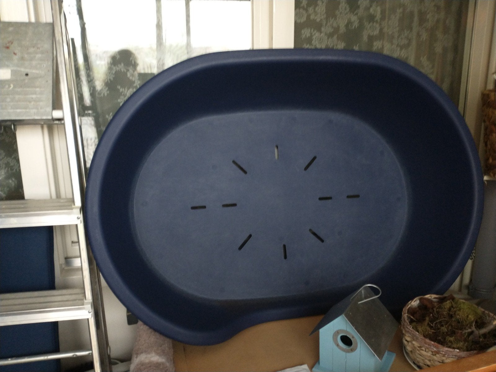 Kunststof hondenmand Large donkerblauw, Ophalen, Zo goed als nieuw, Overige