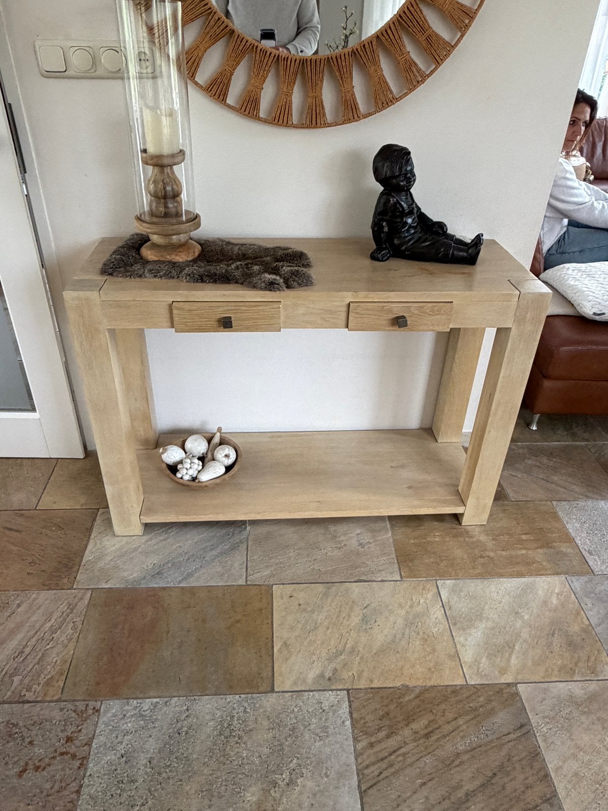 Massief eiken side table in white wash, Ophalen, 100 tot 150 cm, Zo goed als nieuw, 25 tot 50 cm