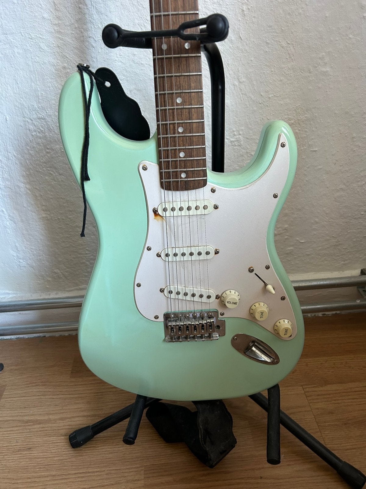 Fender Squier Bullet Strat Surf Green set, Ophalen, Zo goed als nieuw, Solid body, Fender