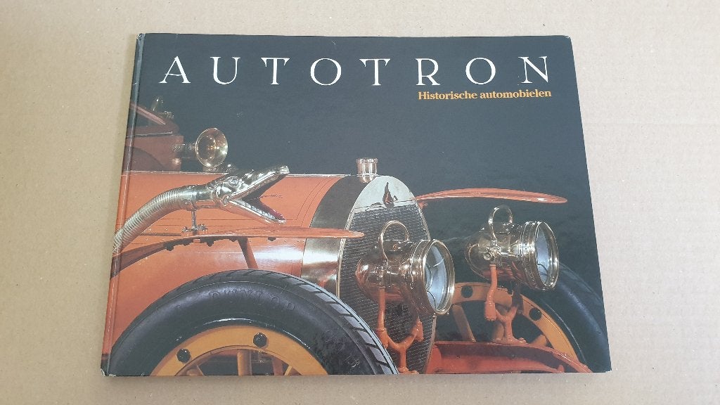Boek - Autotron - Historische automobielen, Boeken, Auto's | Boeken, Ophalen of Verzenden, Zo goed als nieuw, Algemeen