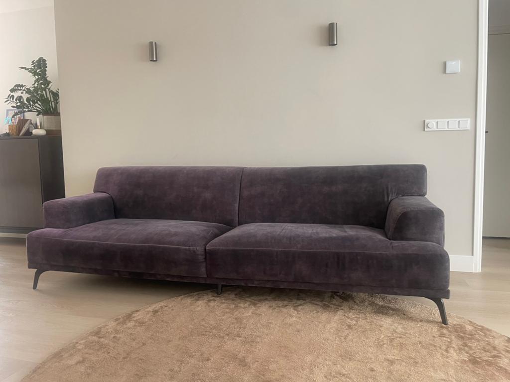 Grijze velvet bank, 3 zits, Ophalen, 250 tot 300 cm, Gebruikt, 75 tot 100 cm