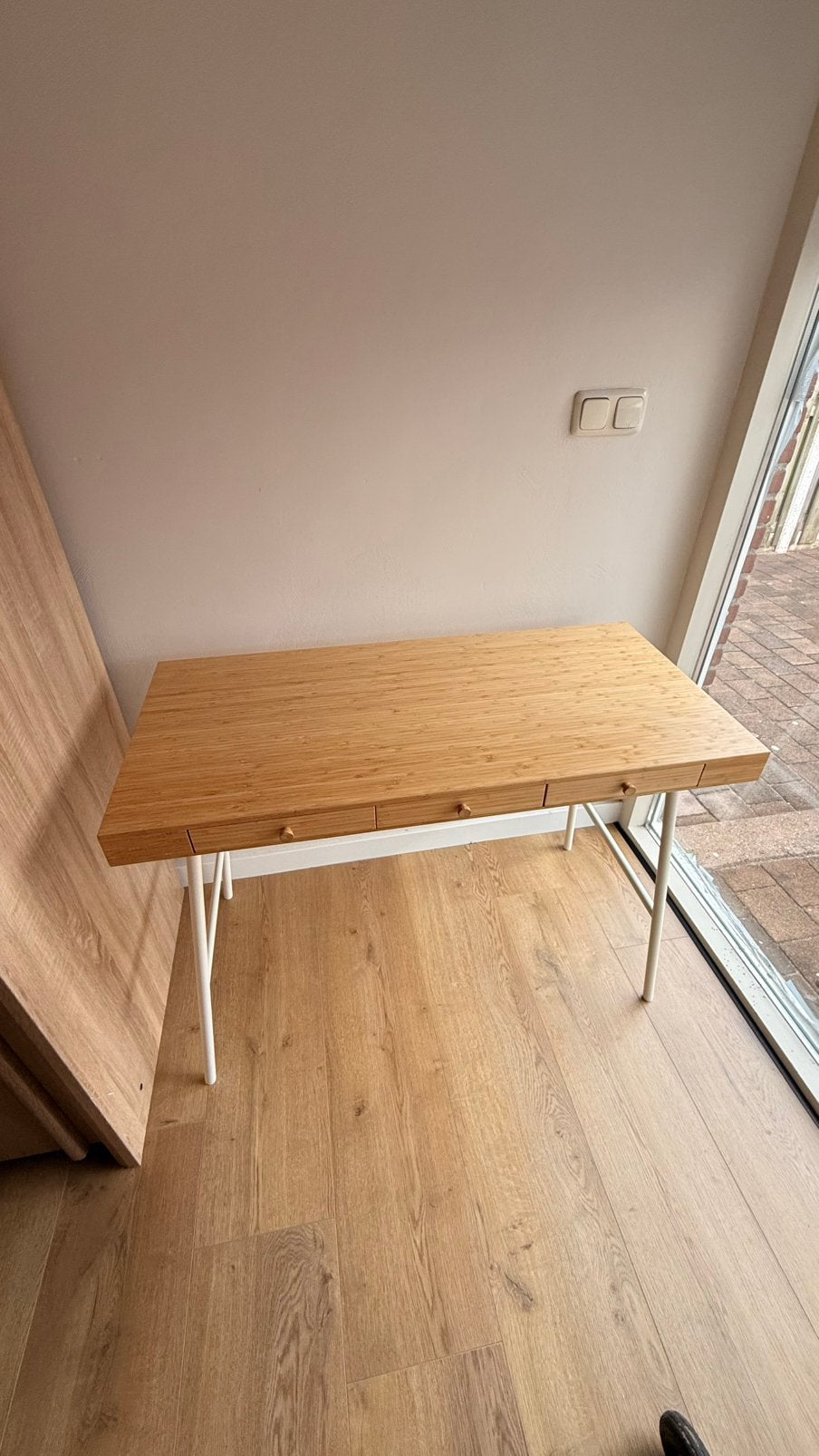 LILLASEN Bamboe bureau van IKEA, Huis en Inrichting, Bureaus, Ophalen, Zo goed als nieuw