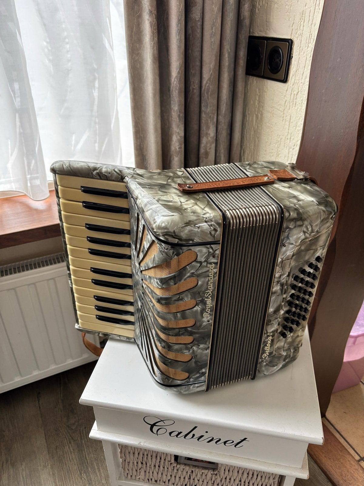Royal Standard Bellona I Accordeon met koffer, Gebruikt, 80-bas, Toetsaccordeon, Met koffer
