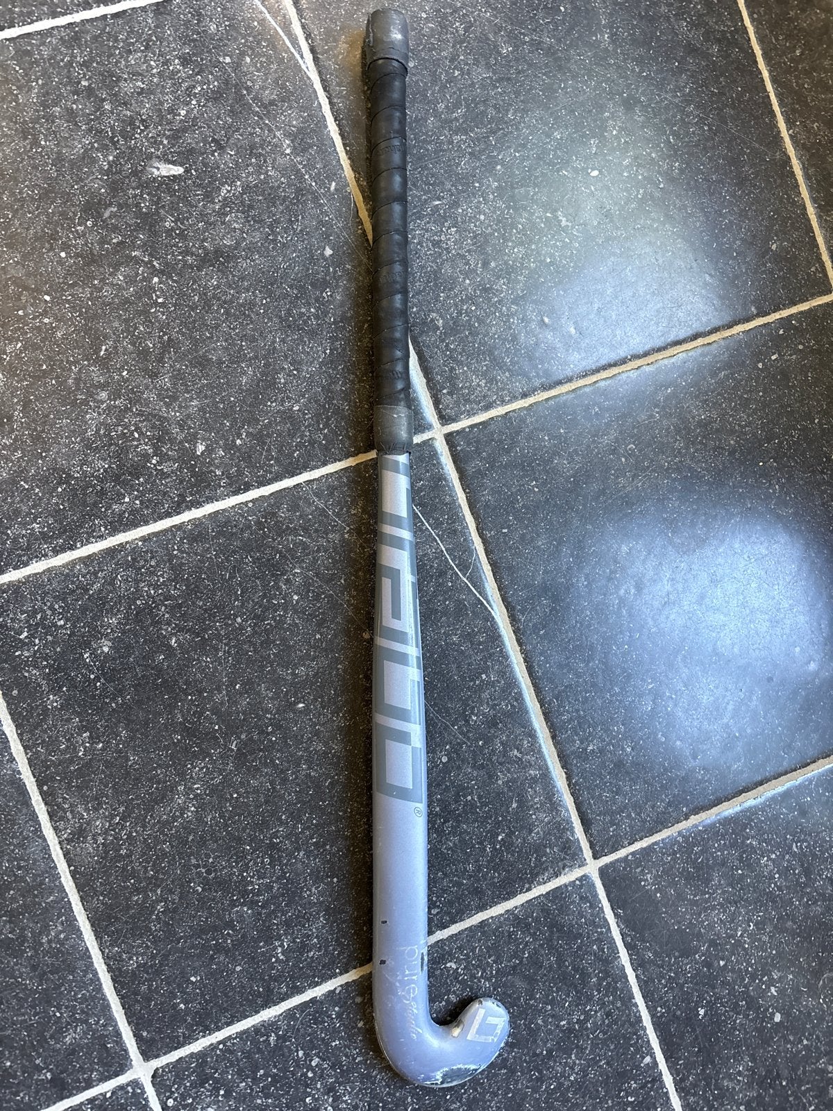 Grijze Dita hockeystick 35 inch, Ophalen, Gebruikt, Stick