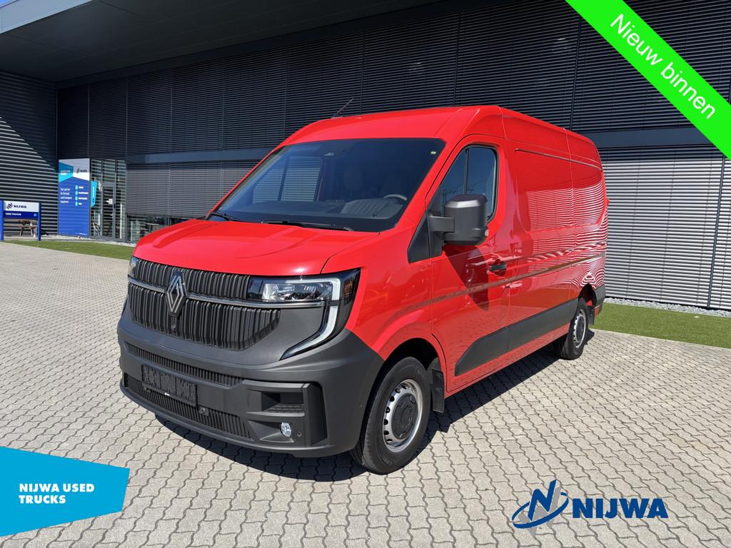 Renault Master 130 L2H2 Carplay + Betimmering (bj 2024), Stof, Gebruikt, Euro 6, 4 cilinders