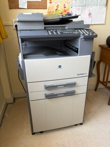 Konica Minolta bizhub C3350i inclusief All-in-one Printer, Computers en Software, Printers, Gebruikt, All-in-one, Laserprinter