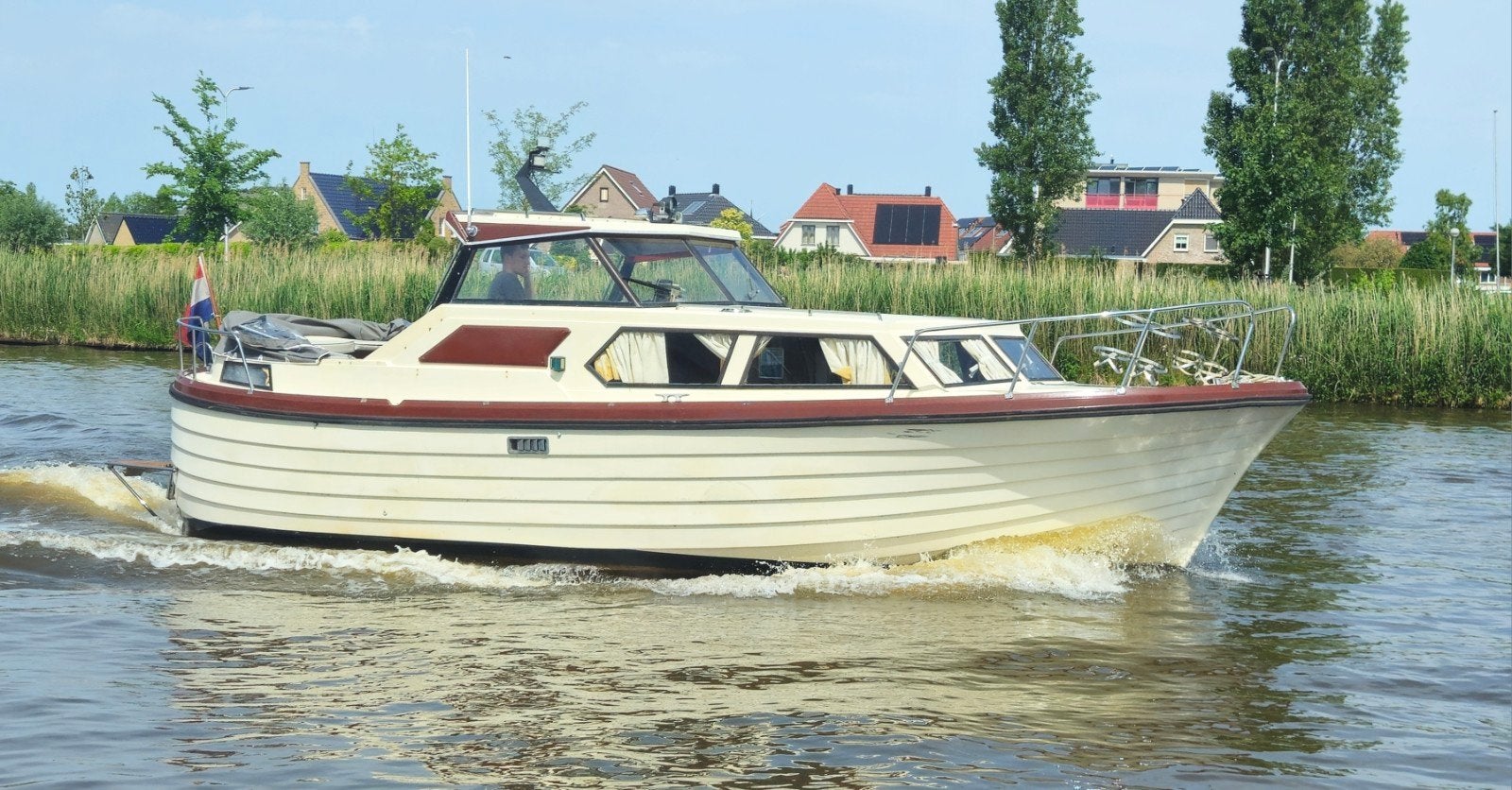VAKANTIE AANBIEDING!! Ruime vakantieboot Elwaro 30, Consoleboot, Ophalen of Verzenden, Elwaro, Zonnedek