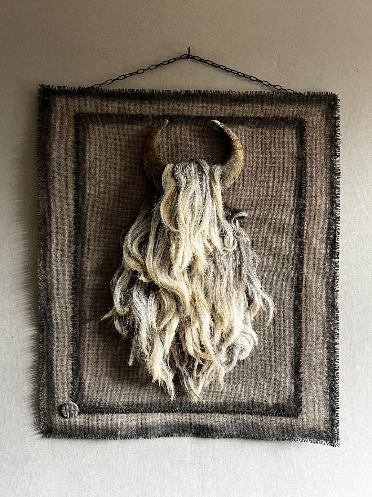 Kalkdoek met wol, hoorn, woltoef, wanddoek, Ophalen, Landelijk by Suus, Wandhanger, Nieuw