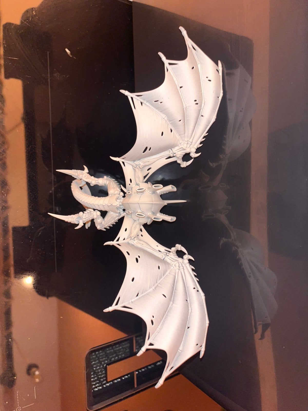 Winged hive tyrant, Verzenden, Zo goed als nieuw