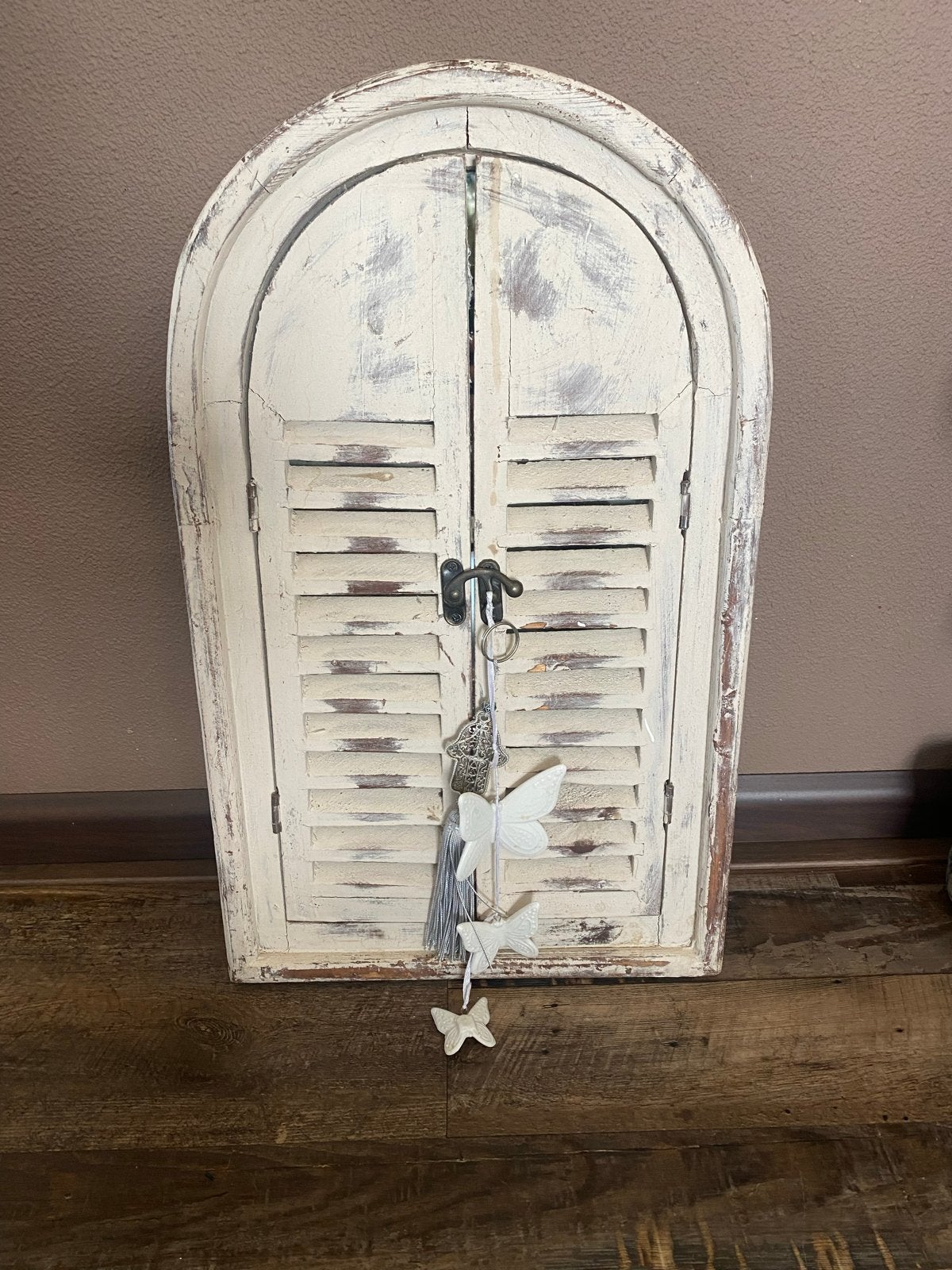 Decoratieve Spiegel met Luiken - Brocante Stijl, Huis en Inrichting, Woonaccessoires | Spiegels, Ophalen of Verzenden, Overige vormen