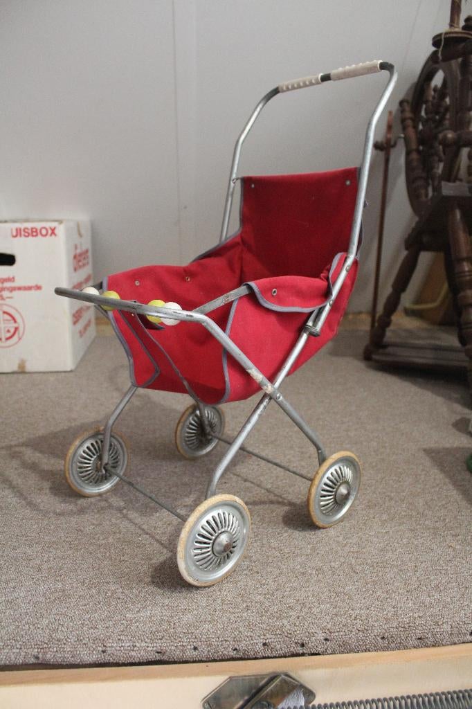 Oude poppenwagen jaren ´60, Antiek en Kunst, Ophalen