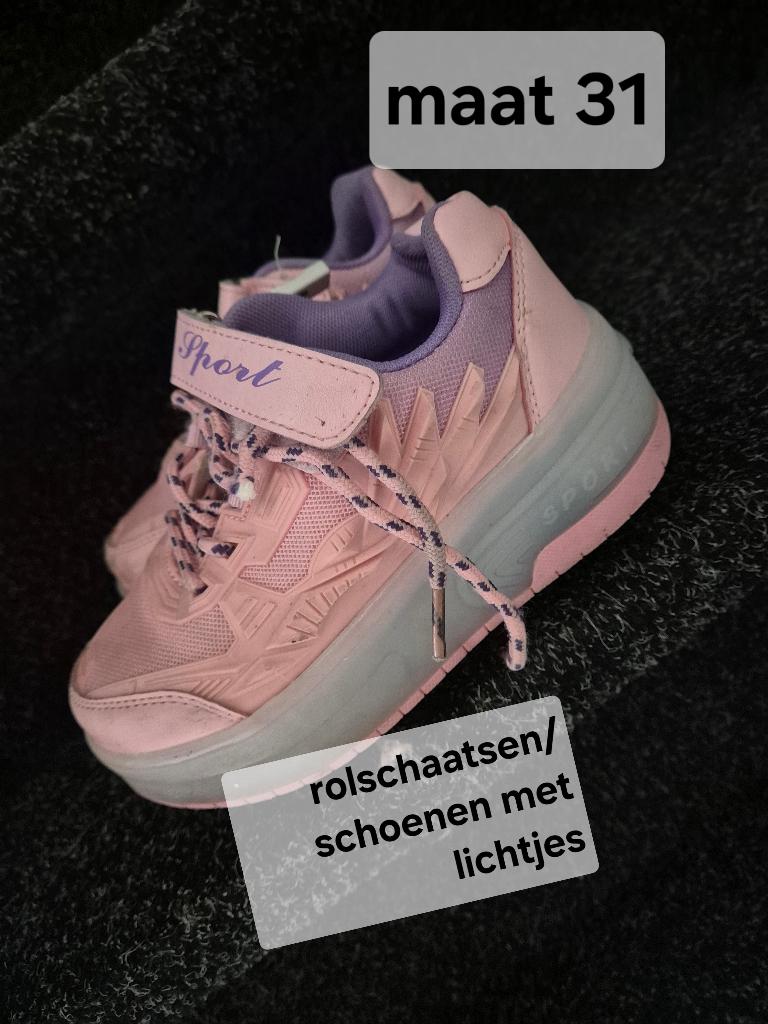 Rolschaatsen /schoenen, Sport en Fitness, Skeelers, Gebruikt, Kinderen, Ophalen of Verzenden, Wielen of Lagers