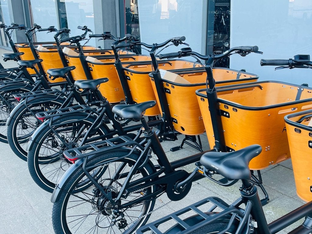 Fietshokje Beverwijk: Raaks Modo elektrische bakfiets NIEUW, 4 kinderen of meer, Huif, Niet ingevuld, Nieuw