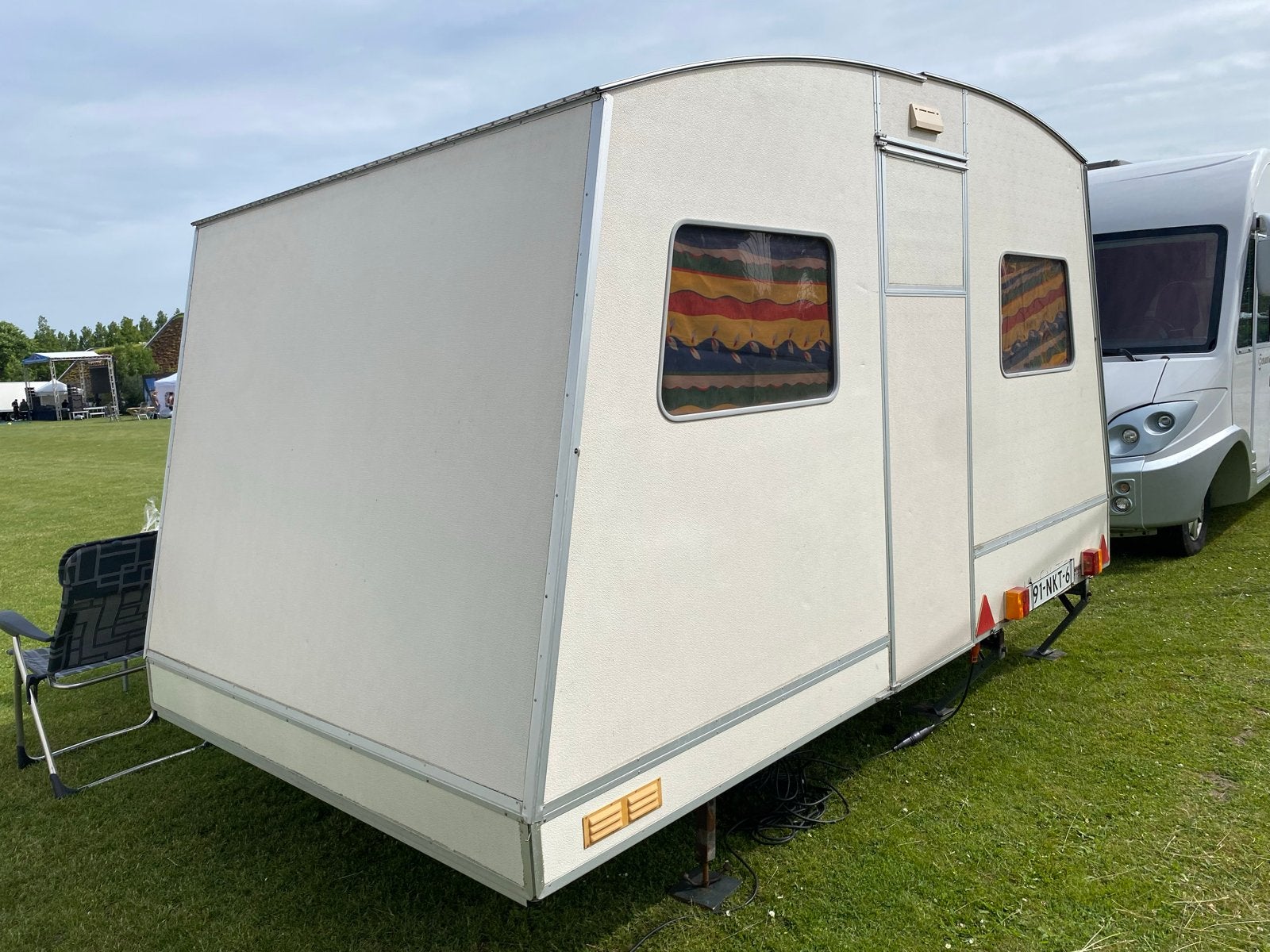 Rapido Confort-Matic Klapcaravan (1981) - Vakantieklaar!, Stapelbed, Tot 500 kg, Rapido, Particulier