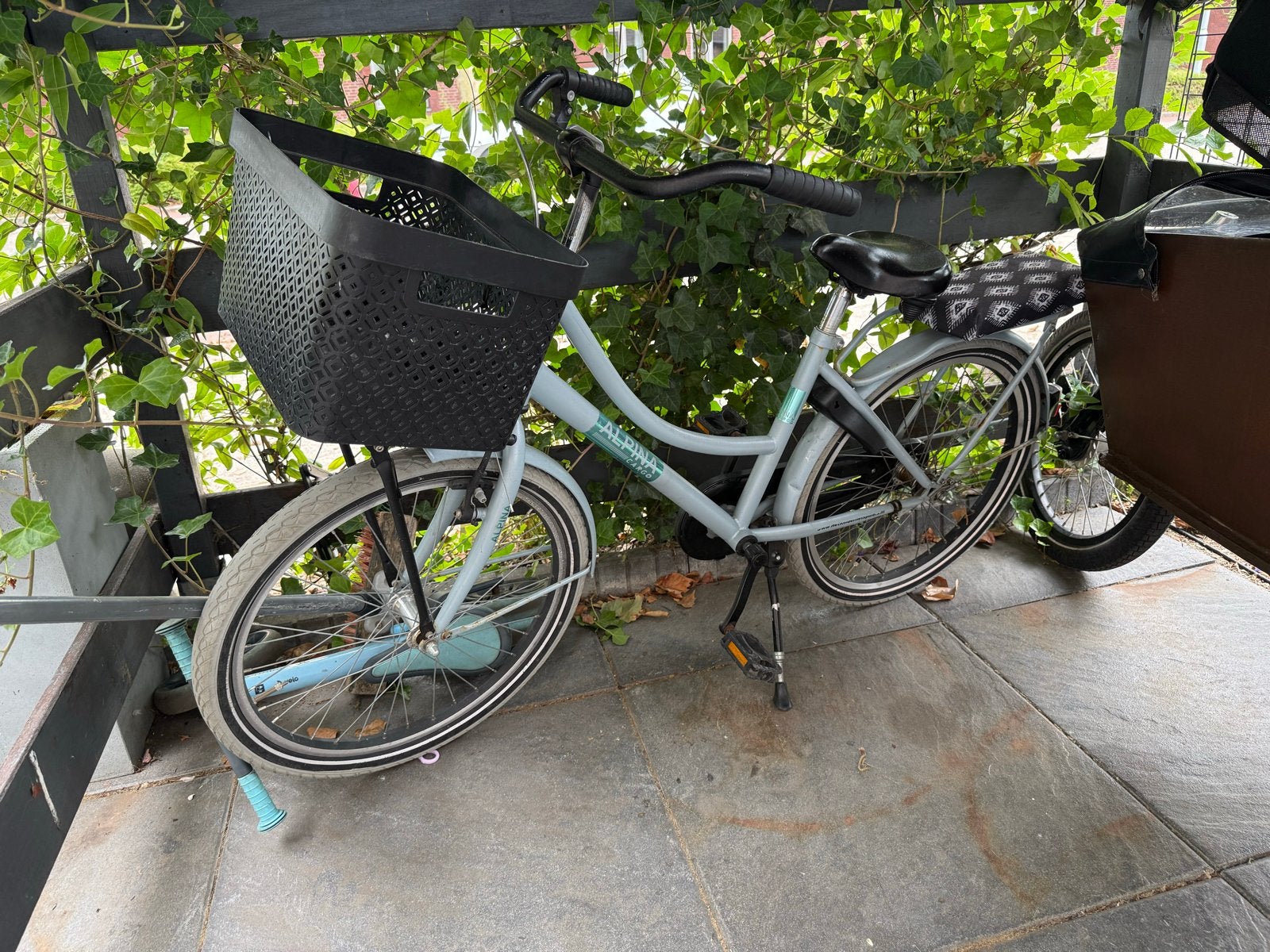 Alpina meidenfiets lichtblauw 22 inch, Fietsen en Brommers, Ophalen of Verzenden, Gebruikt, Terugtraprem, 20 inch of meer