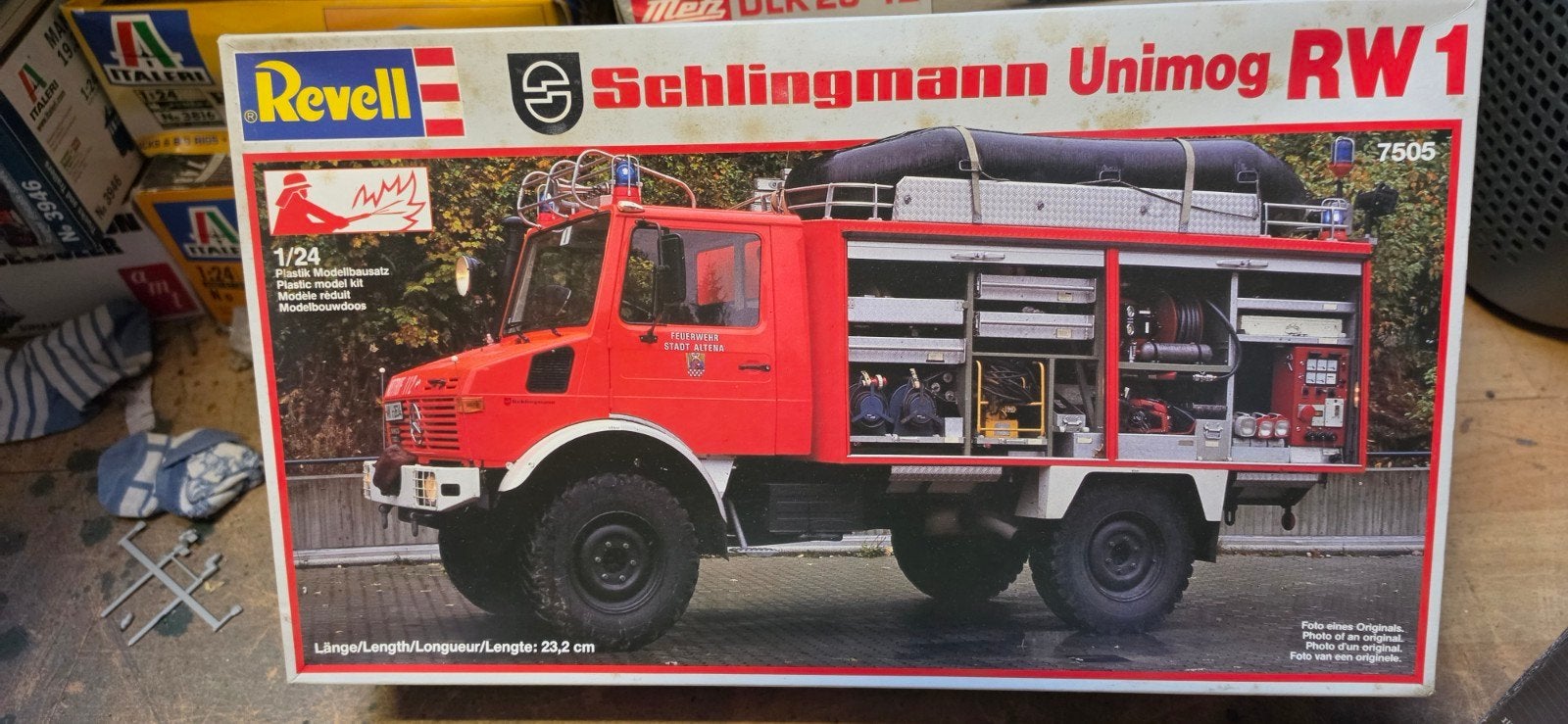 Revell Schlingmann Unimog RW 1 Brandweerwagen Modelbouw, Revell, Groter dan 1:32, Nieuw, Ophalen of Verzenden