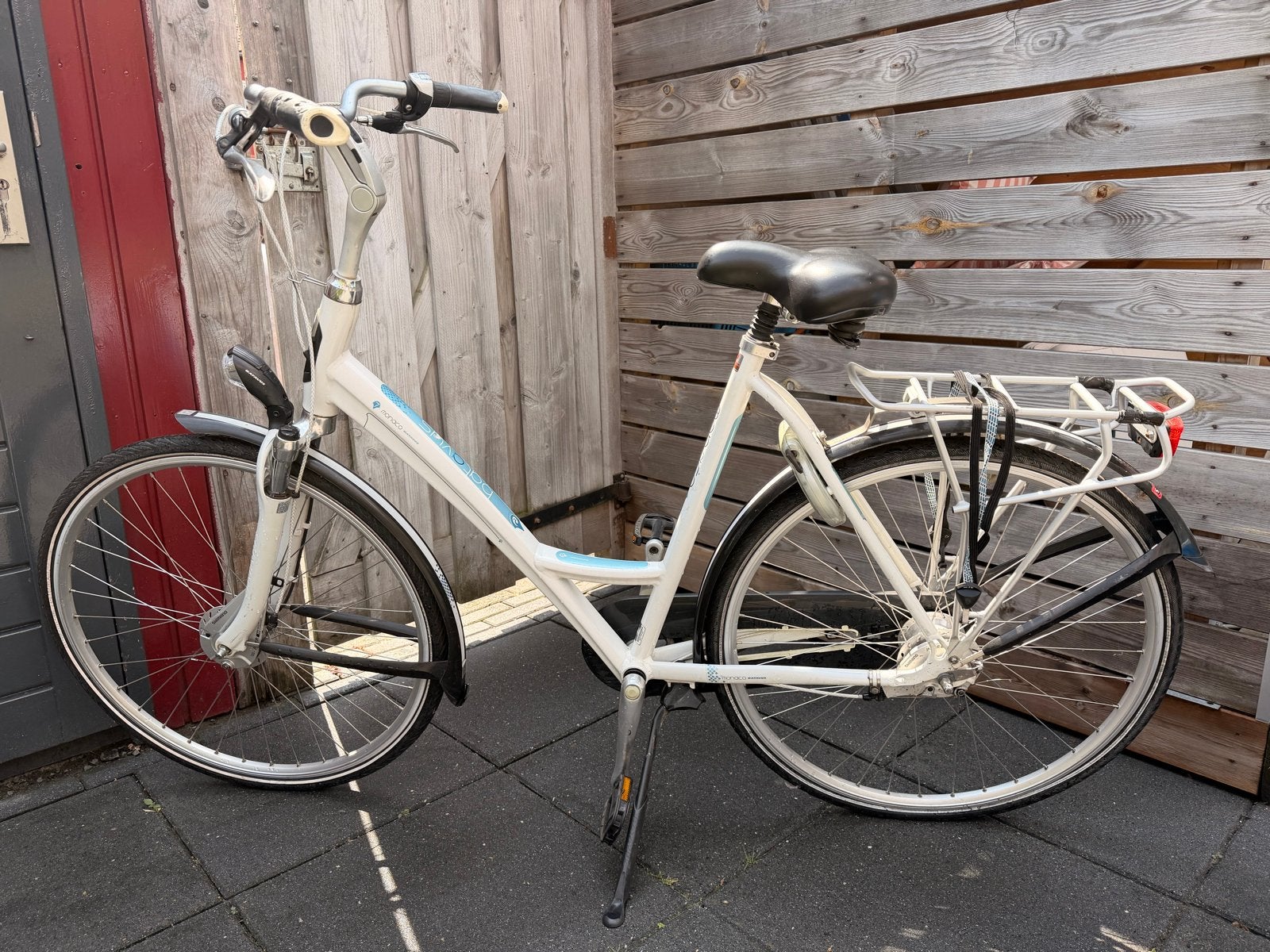 Batavus Damesfiets - stationsfiets, Ophalen, Versnellingen, Batavus, Trommelrem