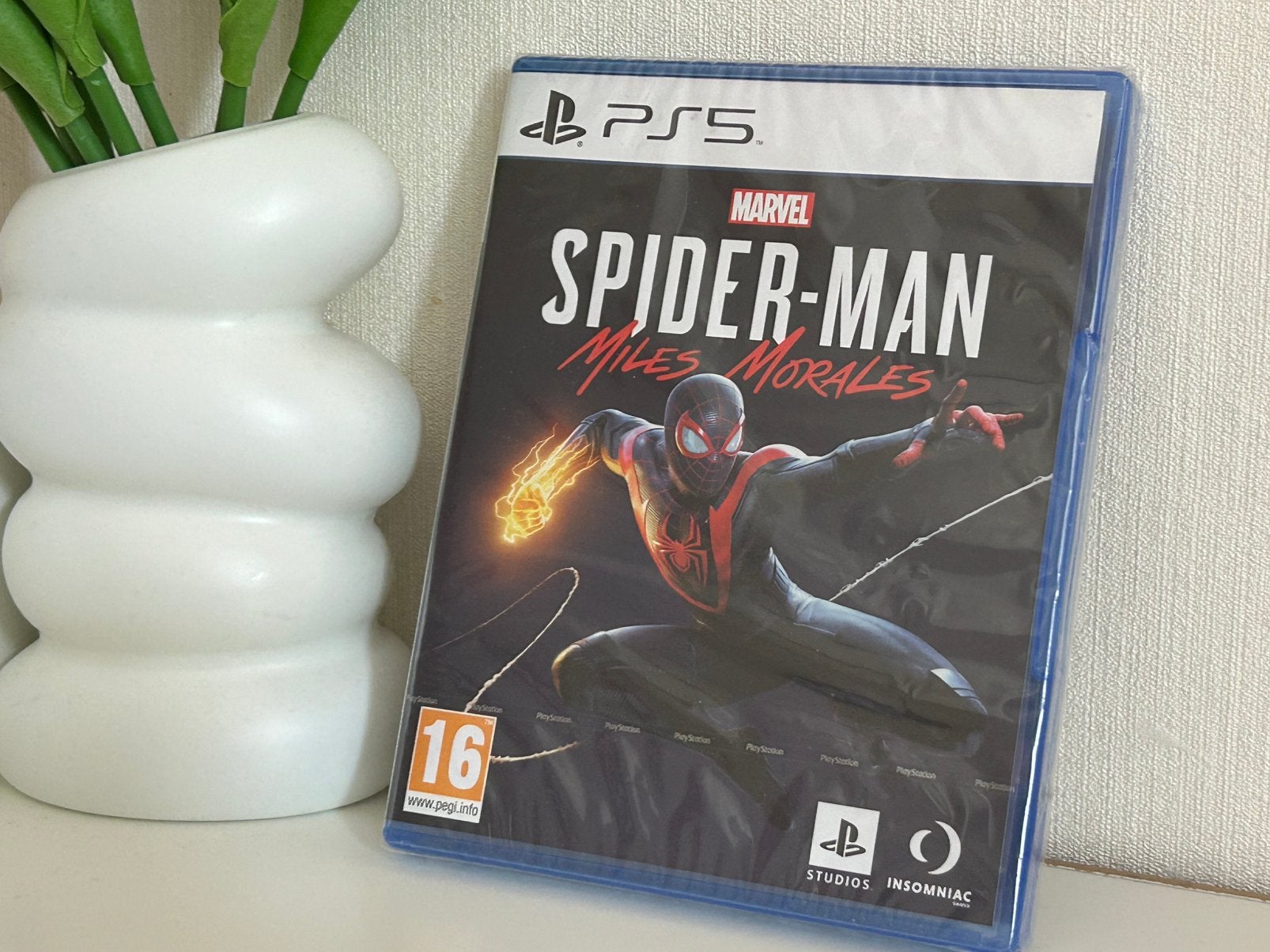 Marvel Spider-Man Miles morales voor PS5, Ophalen of Verzenden, Zo goed als nieuw, Avontuur en Actie, Vanaf 16 jaar