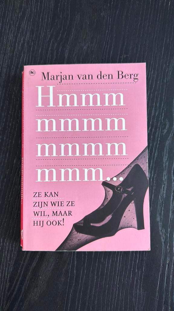 M. van den Berg - Hmmmmm, Ophalen of Verzenden, Zo goed als nieuw, M. van den Berg