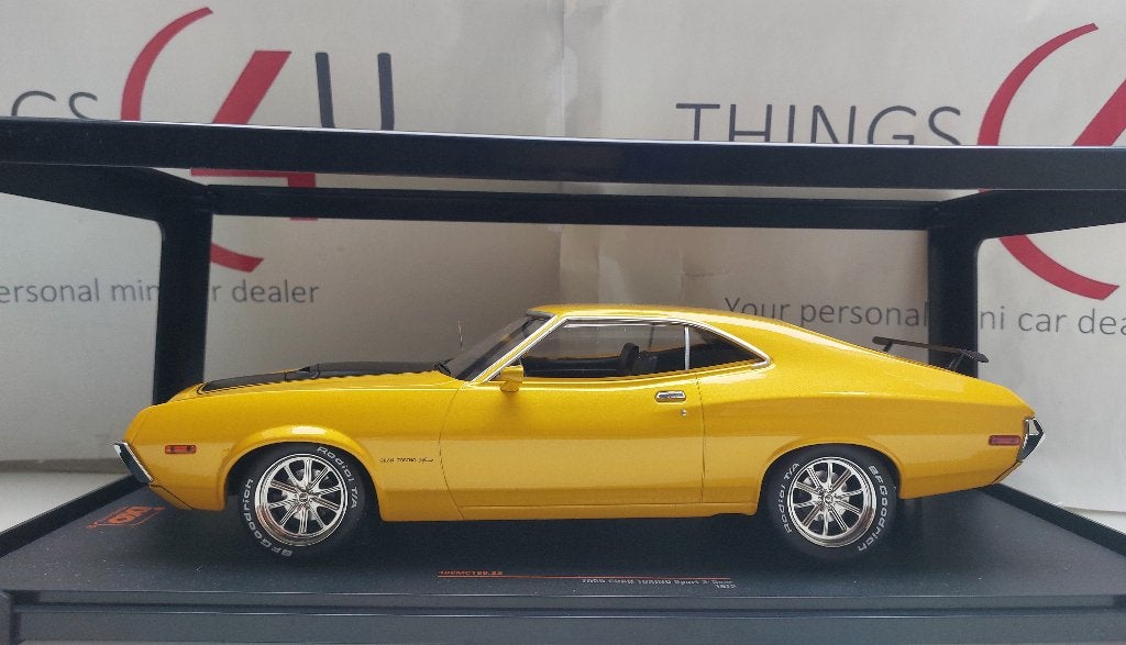 Ixo 1:18 Ford Gran Torino Sport 1972 geel metallic/zwart, Ophalen of Verzenden, Nieuw, Auto, Overige merken
