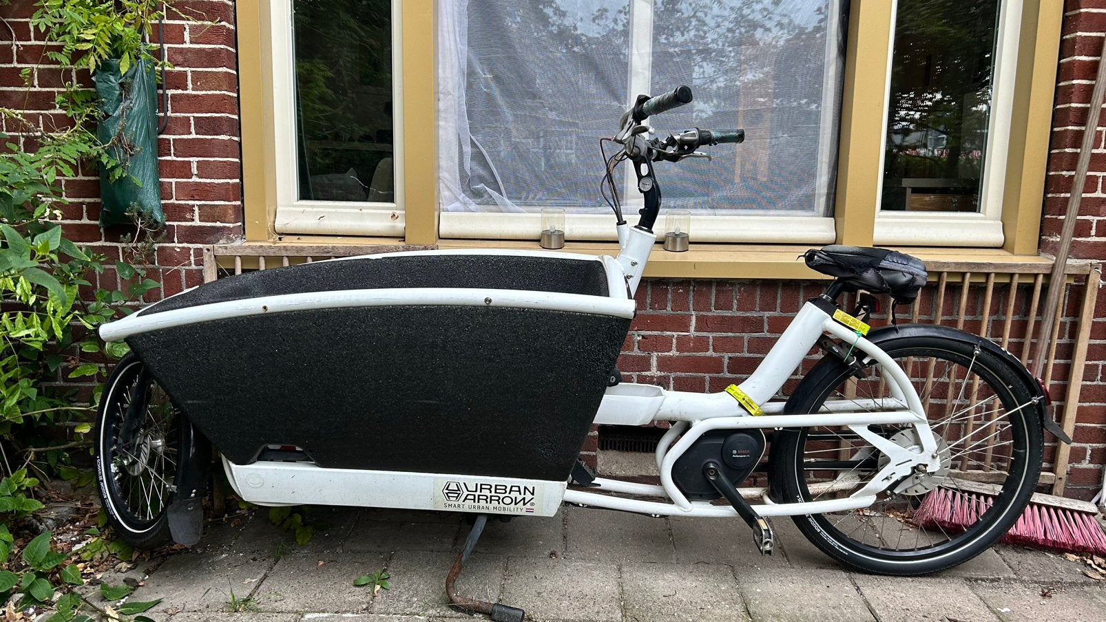Urban Arrow bakfiets (1e generatie) – +/- 10.000 km, Gebruikt, 3 kinderen, Elektrisch, Schijfrem