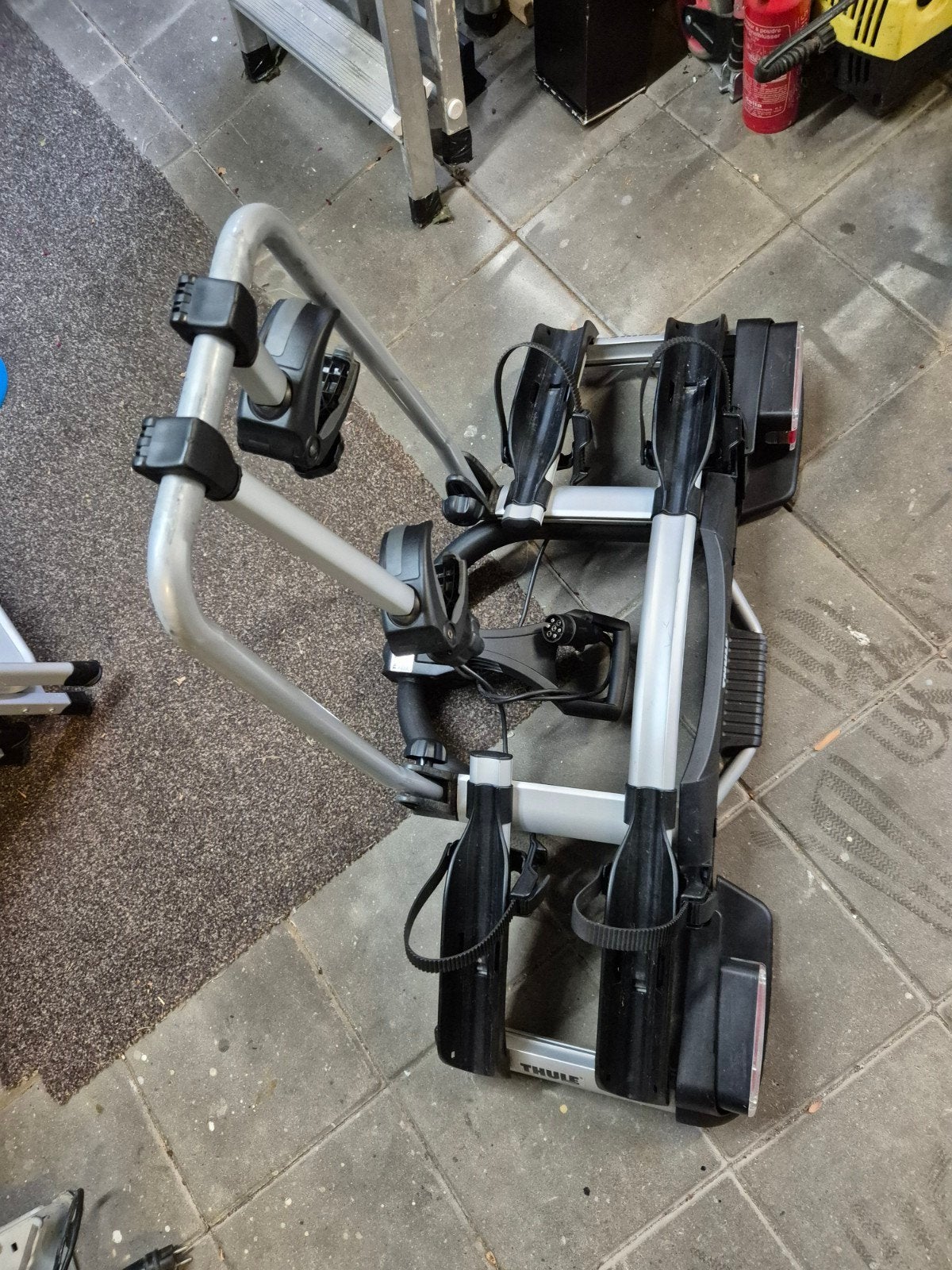 Thule Euroway 921Kantelbare Fietsendrager voor 2 Fietsen, Auto diversen, Fietsendragers, Ophalen