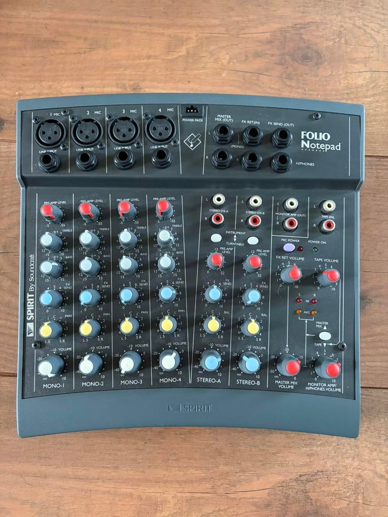 Folio Notepad mini-mixer RW5356 incl. kabels, Muziek en Instrumenten, Ophalen, Zo goed als nieuw