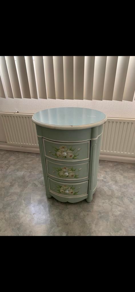 Vintage Nachtkastje met 3 Laden - Mintgroen met Bloemen, Ophalen, Overige materialen, 55 tot 70 cm, Zo goed als nieuw