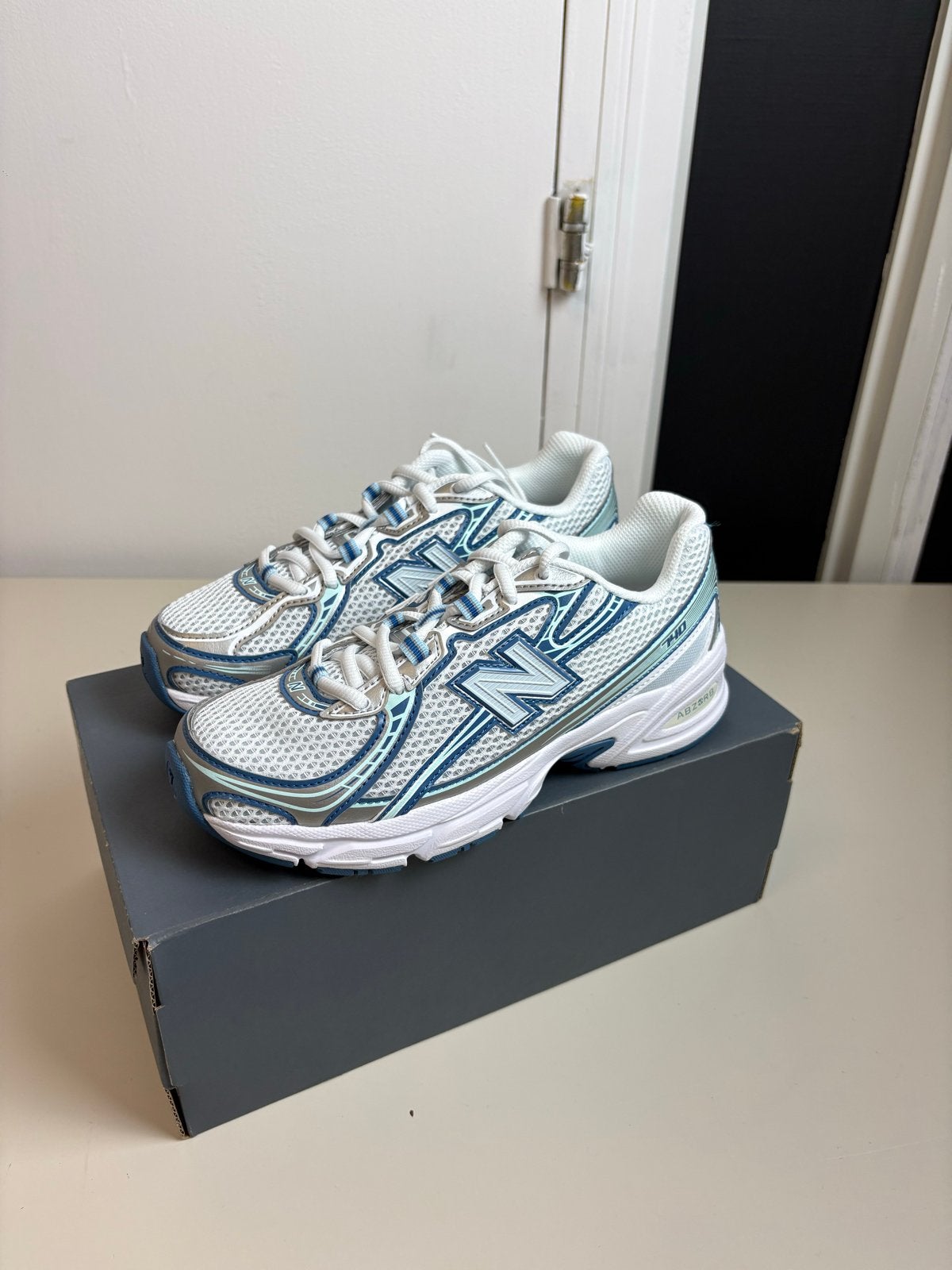 New Balance 740 Ice Blue Blauw Wit 37, -, Blauw, -, Nieuw