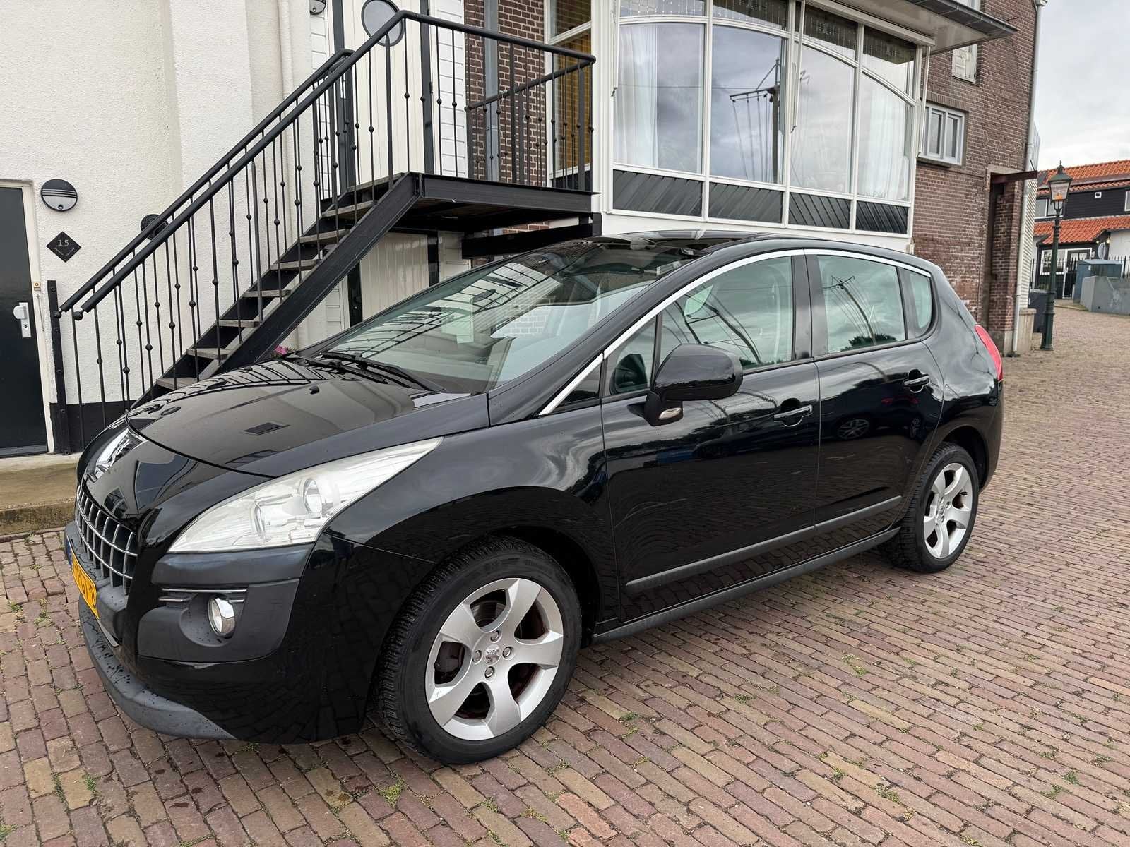 Peugeot 3008 1.6 VTi ST Pano Edition 49-PGT-8, Voorwielaandrijving, Gebruikt, 4 cilinders, Zwart