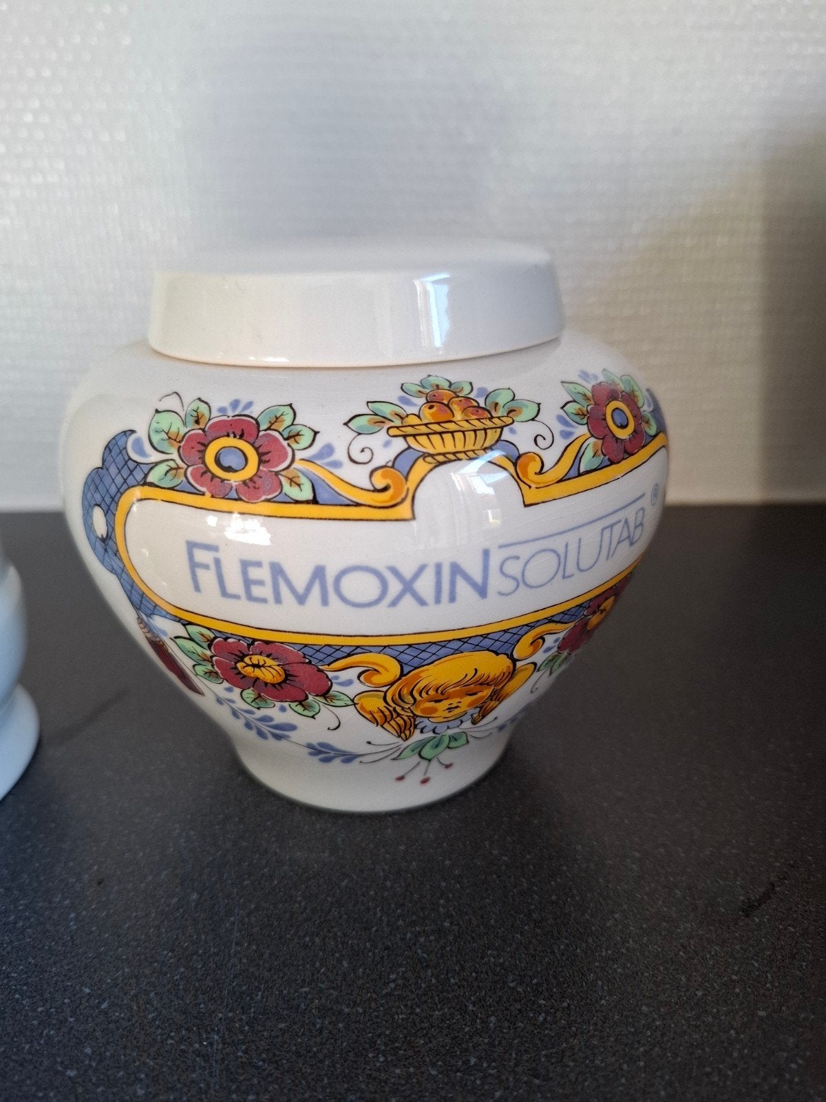 Keramische Apothekerspot "Flemoxin Solutab" - Gist-brocades, Ophalen of Verzenden