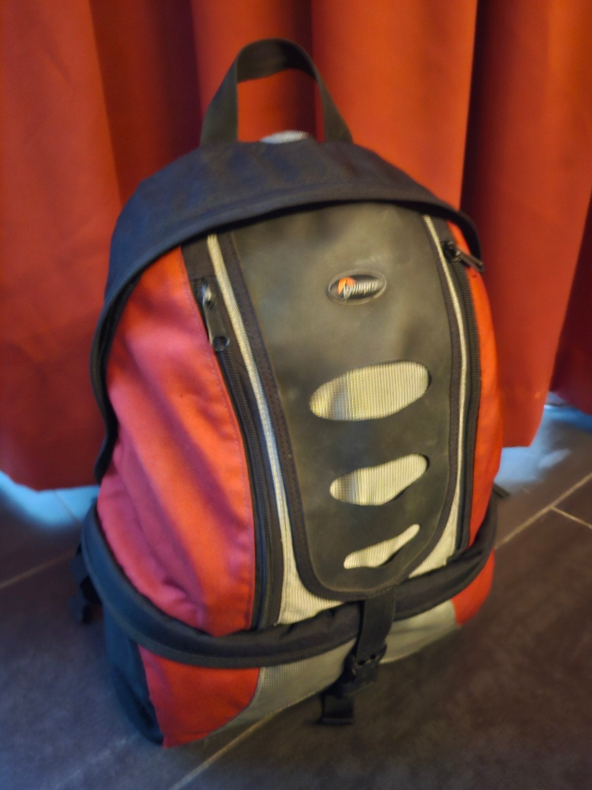 Lowepro Orion Trekker II Cameratas Rugzak Rood/Zwart, Gevoerd, Rood, Rugtas, Ophalen of Verzenden